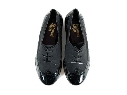 Vegan Shoes & Bags: Designer Oxford-Albi by Beyond Skin in Black